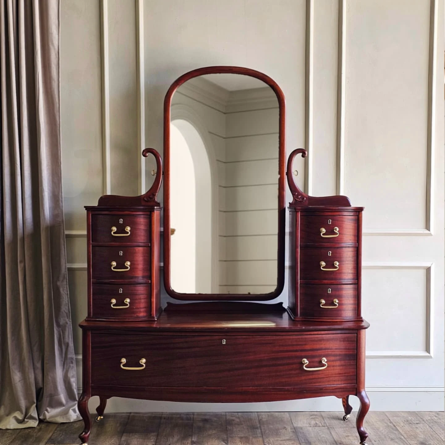 Mirrored Cabinet,French Retro Solid Wood Carved Dressing Table American Bedroom Household With Mirror Cabinet All-in-one High-en