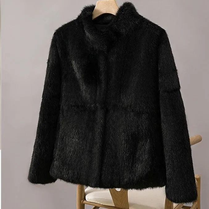 New Short Coat Made of Rabbit Fur + Stand-up Collar Slim-fit Design with Integrated Fur Texture.