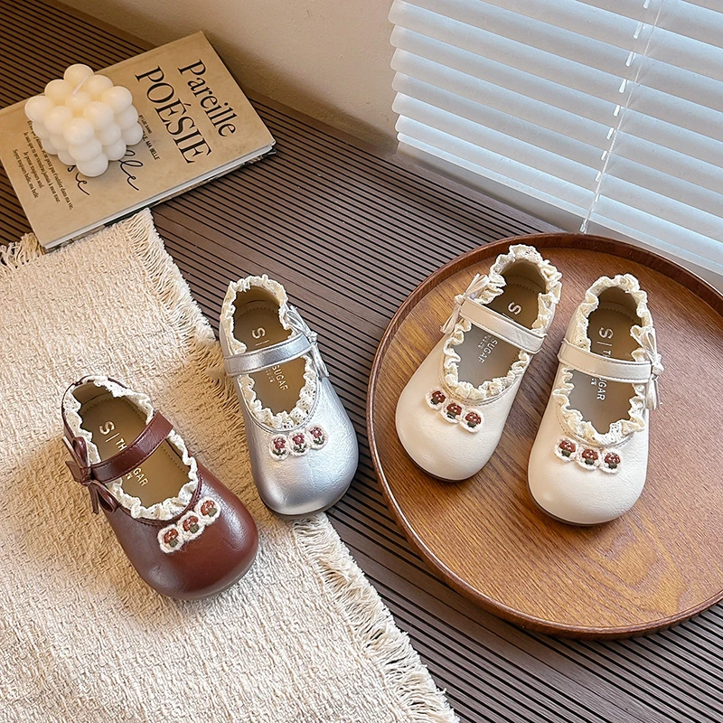 

Sweet Girls Leather Shoes Sweet Lace Kids Dance Shoes Versatile Soft 2026 Brand New Children Casual Shoes Non-slip Korean Style