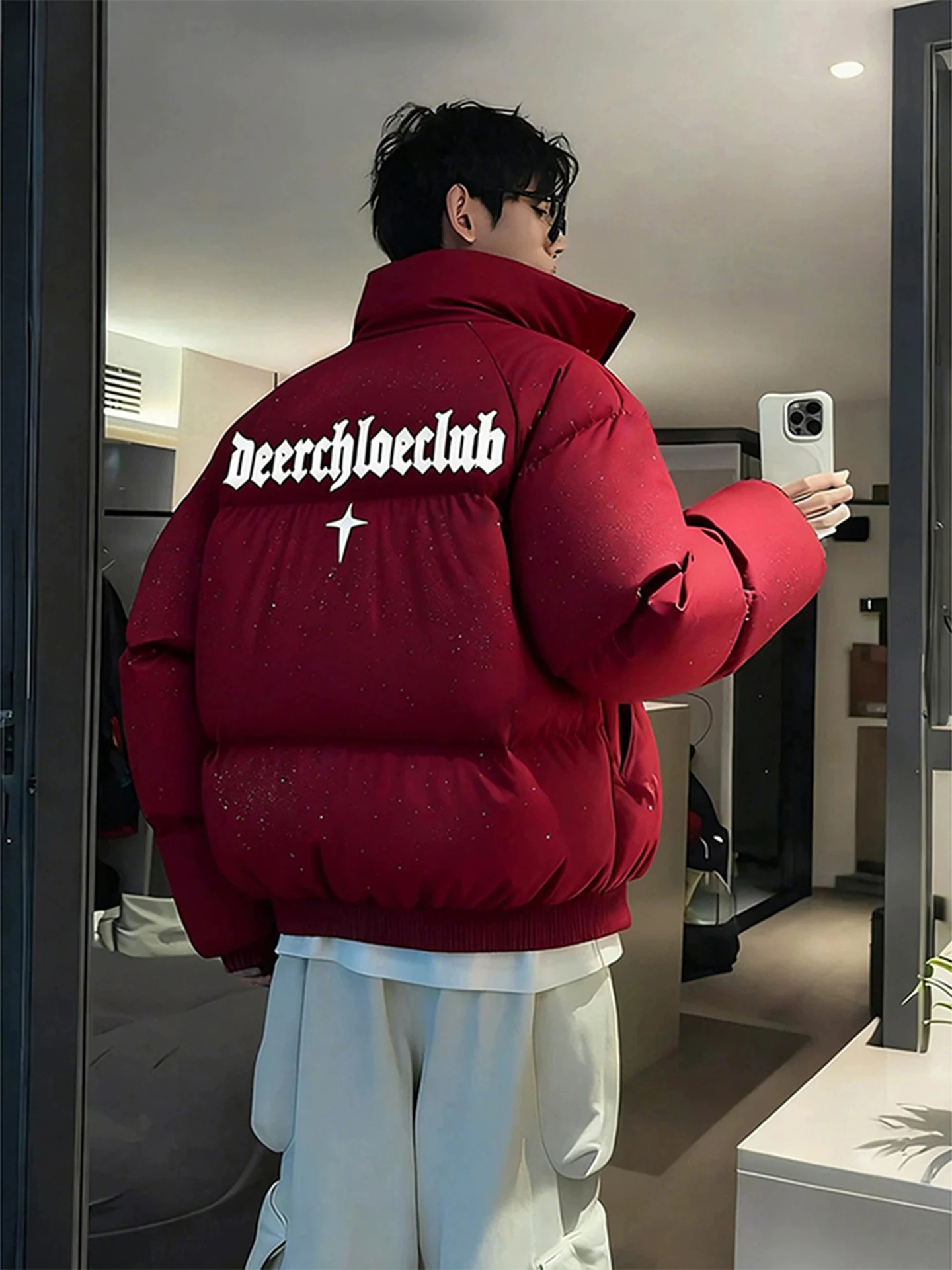 

Куртка мужская зимняя утепленная из хлопка, цвета красного вина, с американским воротником-стойкой, приталенного кроя