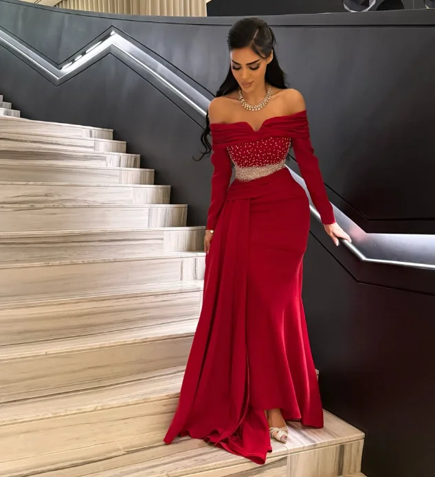 Abiti da sera personalizzati con scollo a V di alta qualità macchie rosse con perline lunghezza del pavimento cerniera senza schienale tre quarti abiti Para Boda