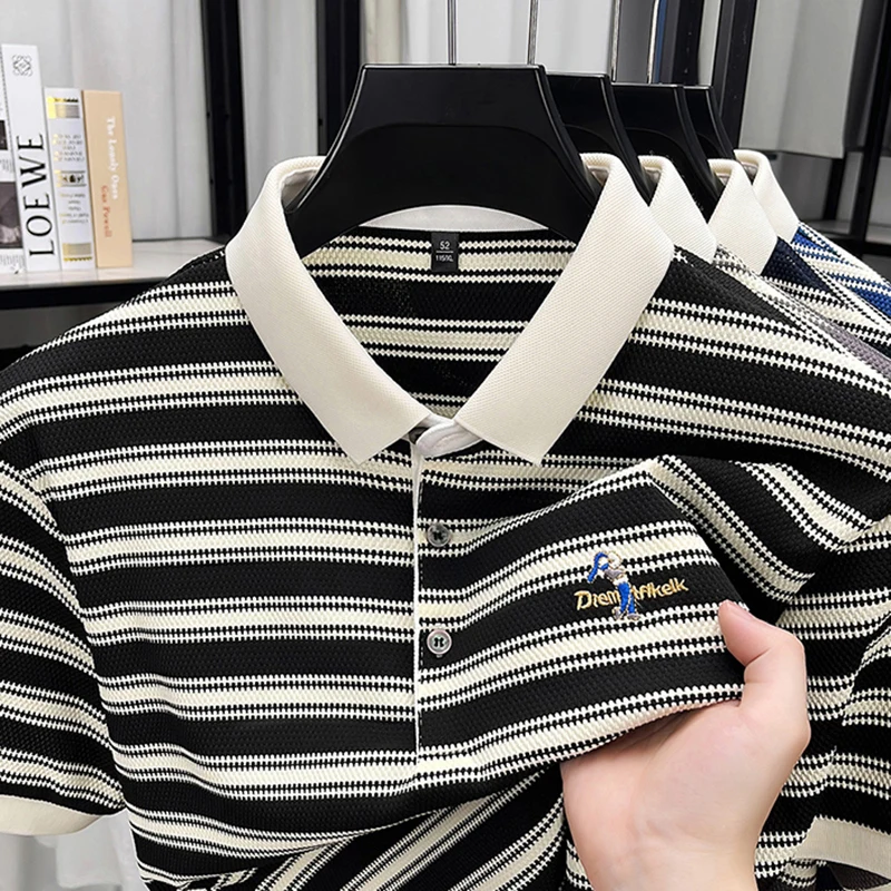 NOVEDAD DE VERANO 2025, Polo para hombre, camiseta informal de negocios con cuello de manga corta, Top de media manga con estampado a rayas a la moda para hombre