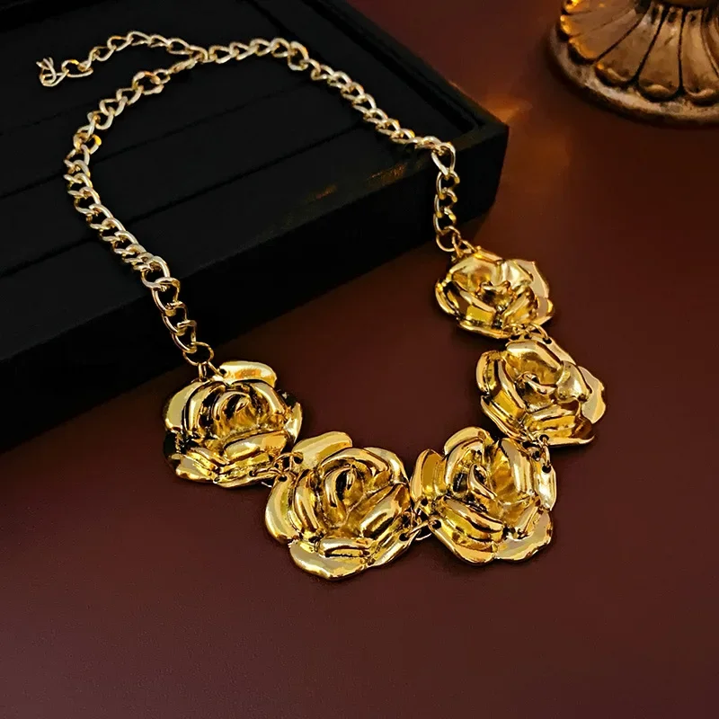 Draweye Gold Color Flowers Necklace for Women Vintage Korean Fashion Party Jewelry Exaggerated Elegant Collares Para Mujer