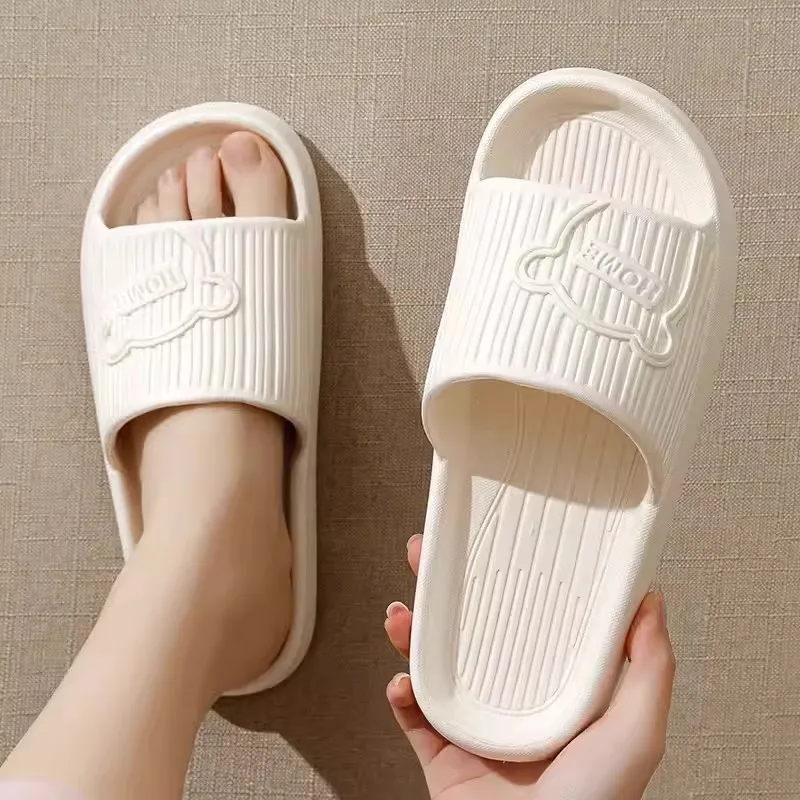 EVA Summer Slippers Women Cute Outdoor Non-Slip EVA Slippers Indoor Soft Sole Couple Sandals Male Beach Shoes Comfortable