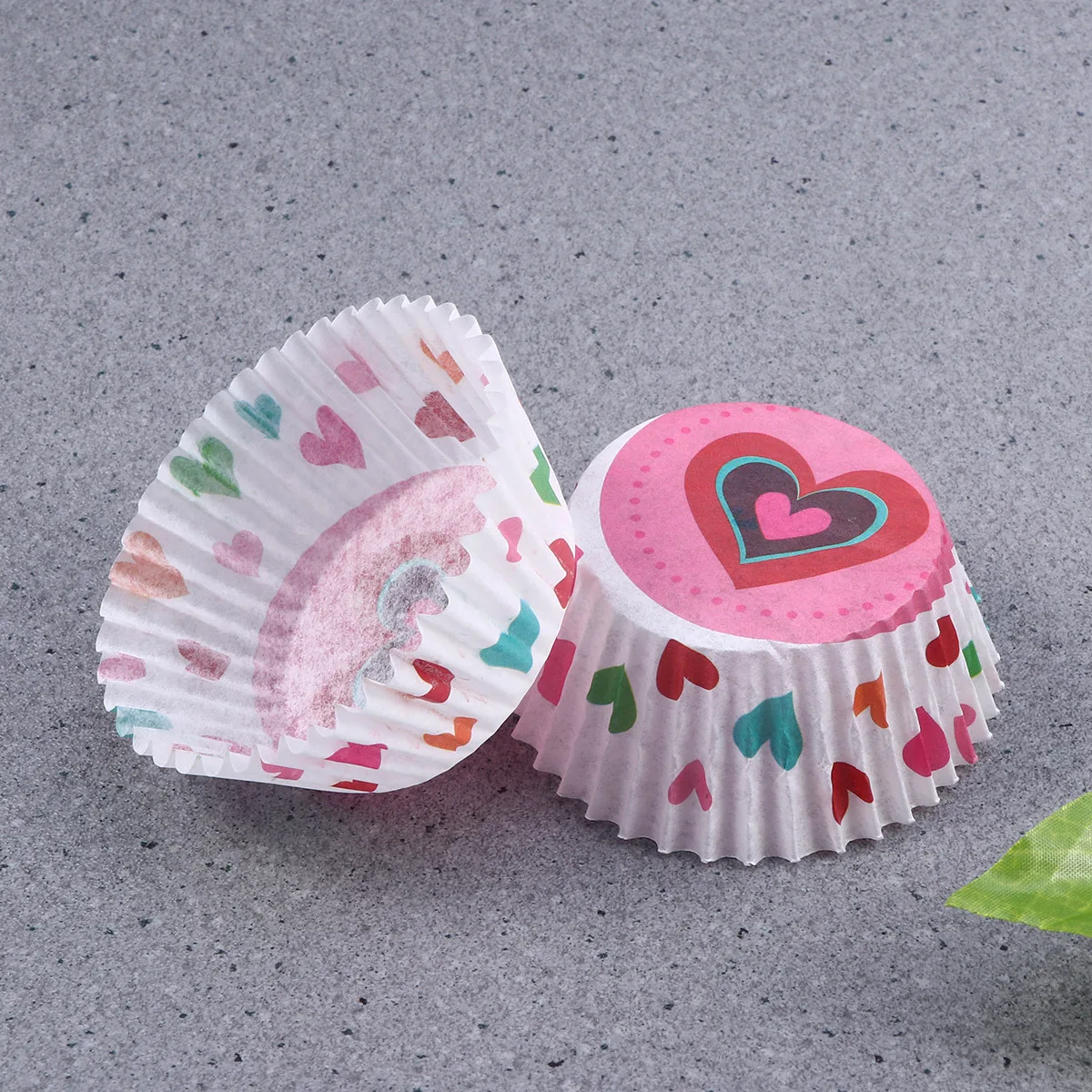 

100Pcs Heat Resistant Cupcake Wrappers Colorful Heart Patterns Nonstick Paper Muffin Liners for Bridal Shower Birthday Party