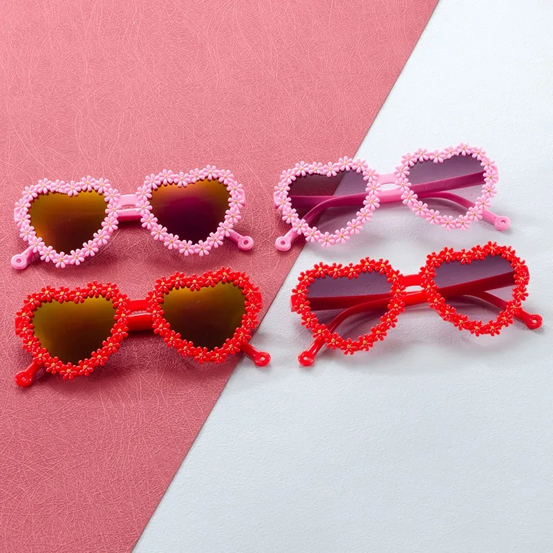 2026 Neue Herzförmige Kinder-Sonnenbrille Schillernde Farben Modischer UV400-Schutz Outdoor-Sonnenbrille für Kleinkinder Mädchen Jungen – Detail 2