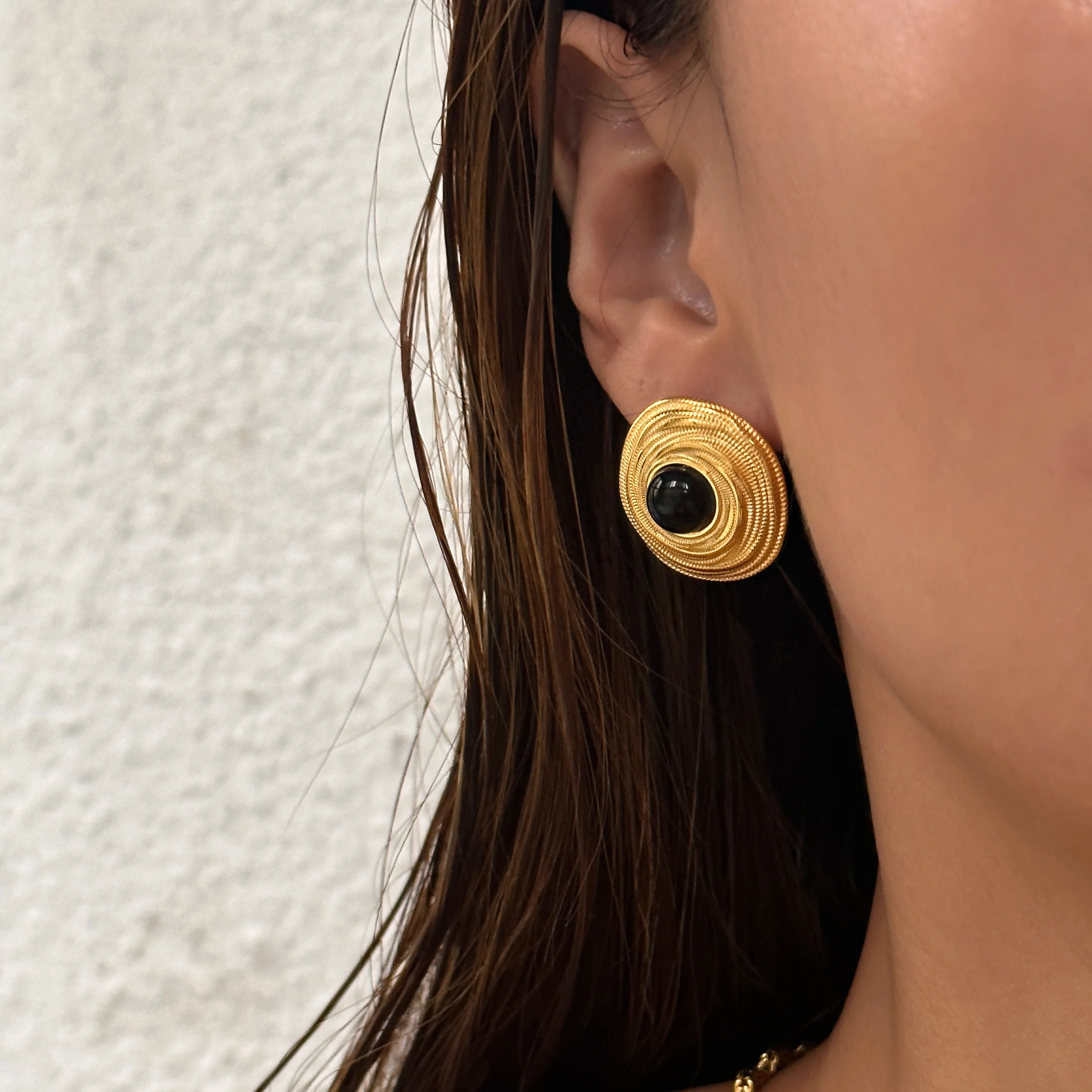 

DASEIN 18k Gold Plated Vintage French Black Cat Eye Stone Earrings Unique Hypoallergenic Stainless Steel Jewelry for Women Gift