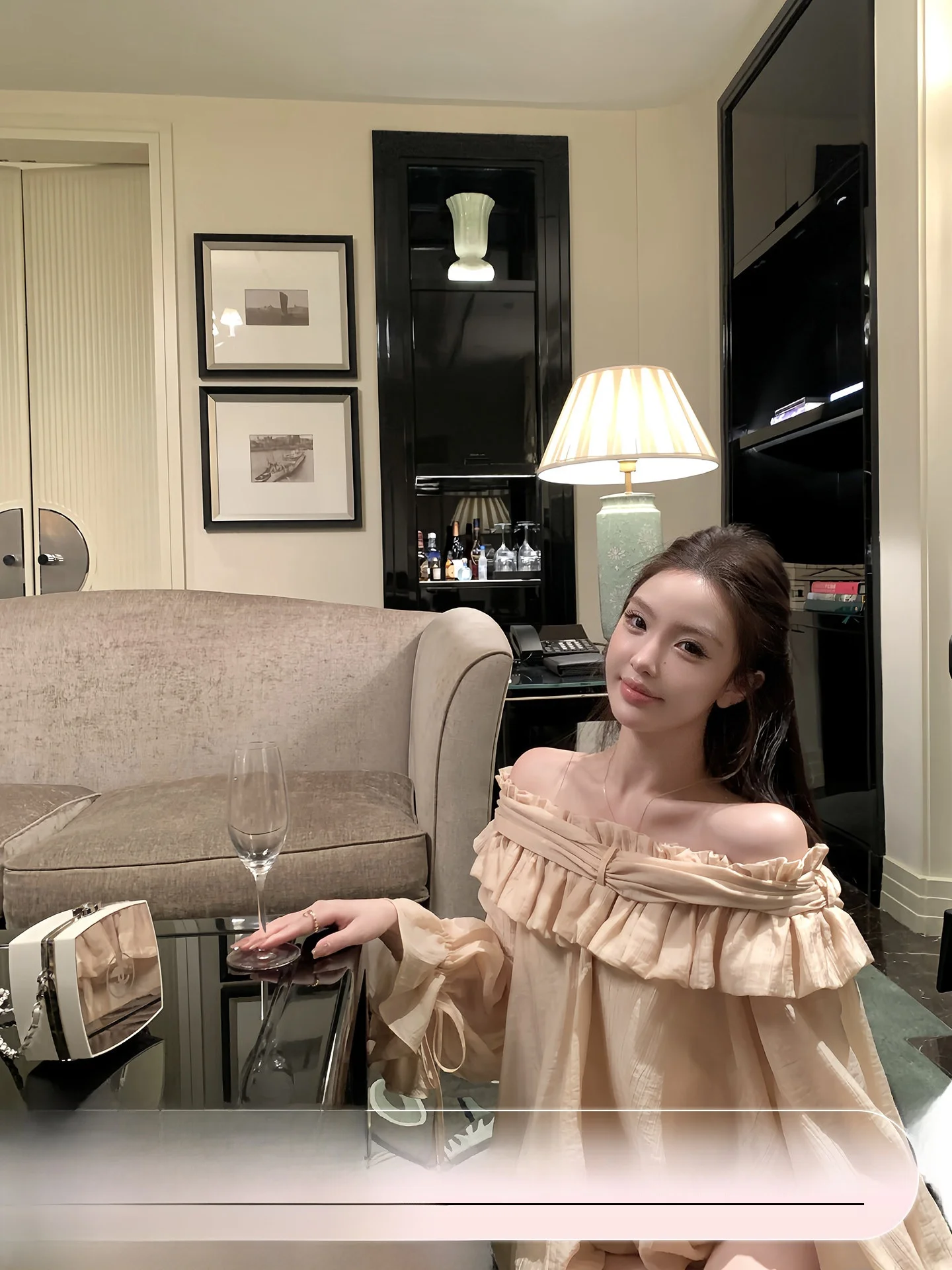 

Summer Wild Peony Irregular Lace-Up Lantern Sve irt Women's One-oulder Asymmetrical Breathable ort-Sved Top