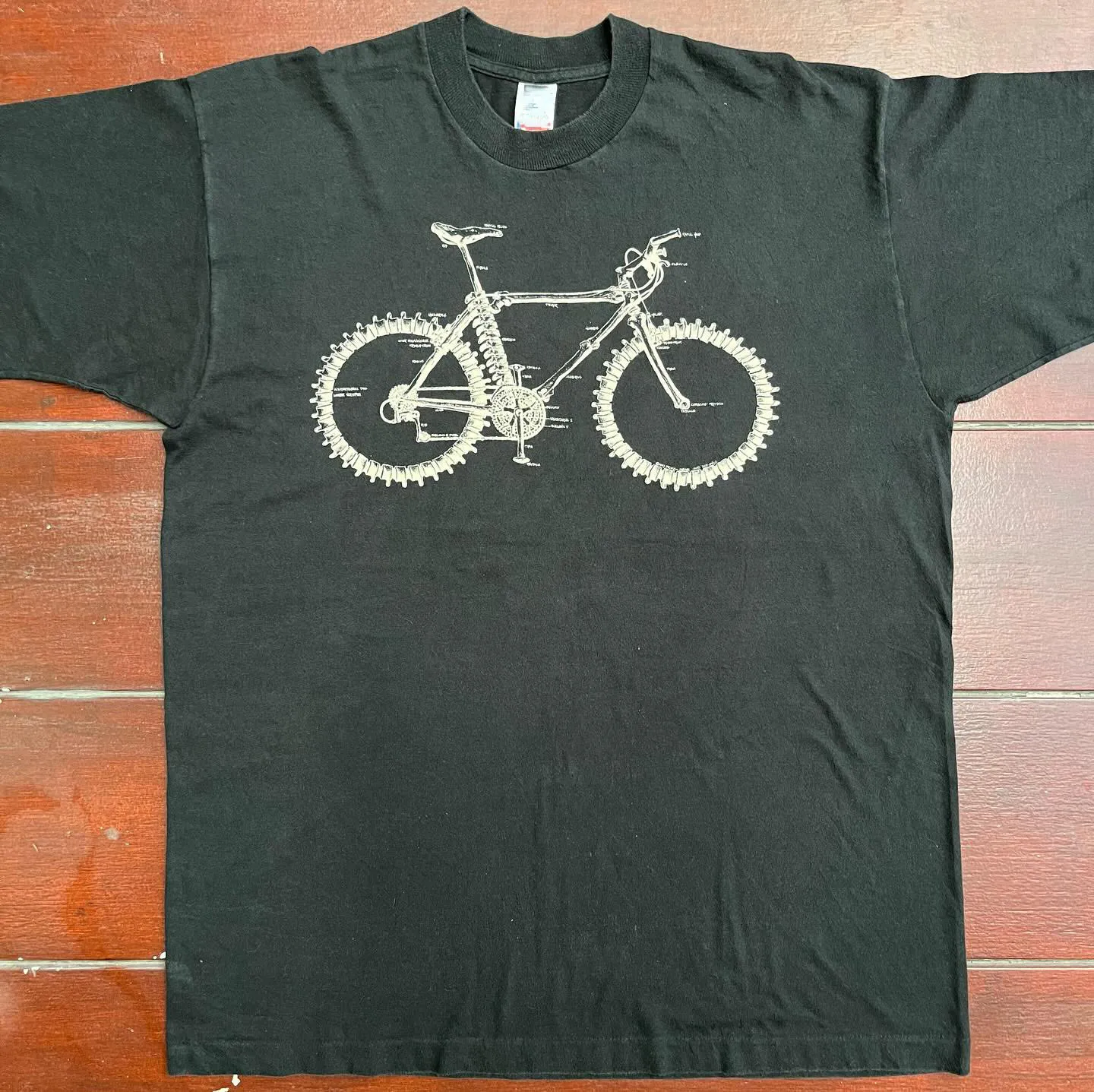 Vintage Graffiti Dark Style Car Visual Subculture Short Sleeve T-Shirt Cotton Breathable round Neck Men's Summer Fashion