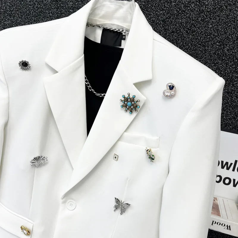 WVGA Spring Autumn New Man Korean Style Metal Brooch Shoulder Pad Stylish Blazer Niche Chic Casual Turn-Down Collar Coats W22771