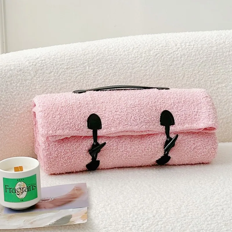 2024 new cloud velvet multi-functional blanket cartoon pattern, warm close-fitting belt leather handle is not easy to lose hair