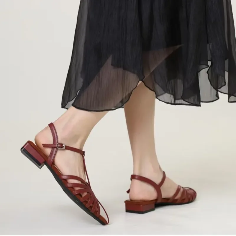 

2025 Woven Low Heel Roman Shoes Women's Summer New Fashionable Versatile Sandals Outdoor Travel Beach Shoes Girl