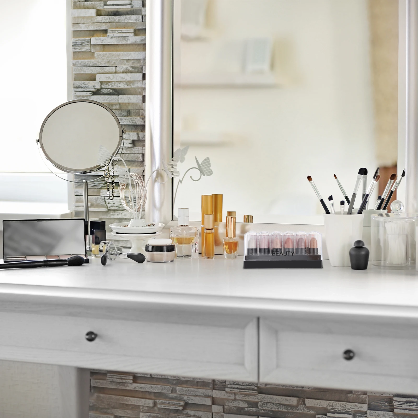 1箱のカラフルなアイシャドウスティック、よくできたマイルドなフォーミュラ、汚れ防止、長時間持続、見事なアイルック作成メイクアップ