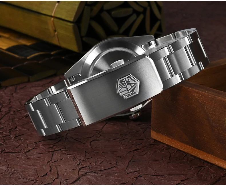 ساعة سان مارتن للرجال بتوقيت جرينتش 39 ملم ساعة يد ميكانيكية أوتوماتيكية فاخرة 100 متر مقاومة للماء BGW-9 إطار فولاذي مضيء قبعة علوية من الياقوت