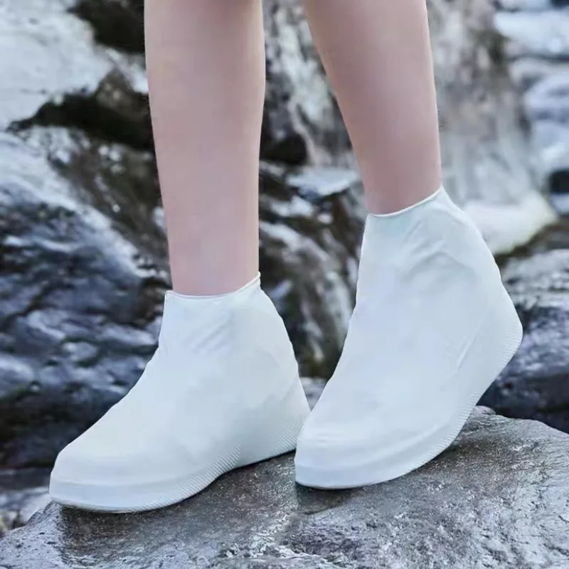 1 Pair Silicone Shoe Covers Wear-resistant Waterproof Anti-Slip Foldable Reusable For Outdoor Rain Snow Household Travel