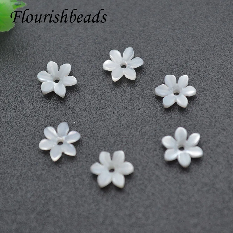 50pcs/lot Beautiful White Natural Shell Flower Shape Loose Beads Accessories for DIY Jewelry Making