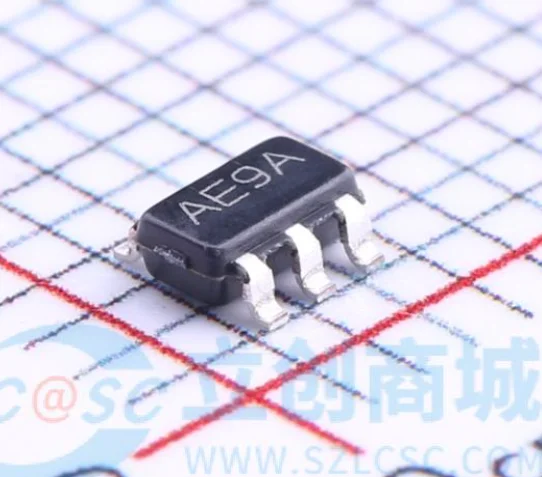 30PCS New original LMV611MFX LMV611MF SOT23-5 AE9A Electronic Component