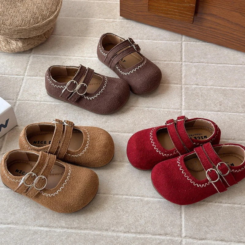 

Детские повседневные лоферы, весна 2026, новинка, детские туфли-мокасины на мягкой подошве, модные туфли Мэри Джейн для девочек, кожаные туфли для девочек на праздник