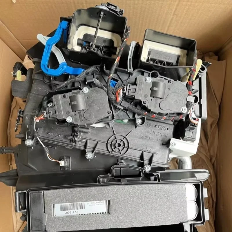 95B898030K Suitable for Porsche Macan 2015 - 2024 heater core with evaporator and shell HVAC 95B898030K