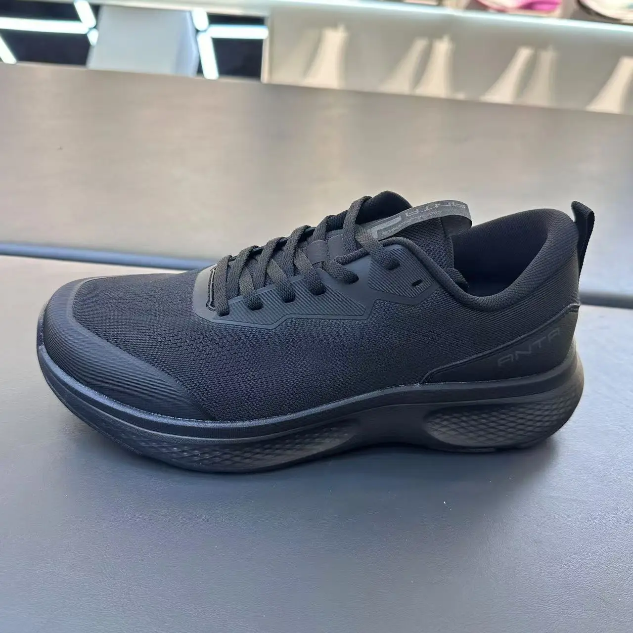 men's-running-oes-2025-autumn-winter-new-soft-bot-anti-slip-wear-resistant-me-surface-sports-oes