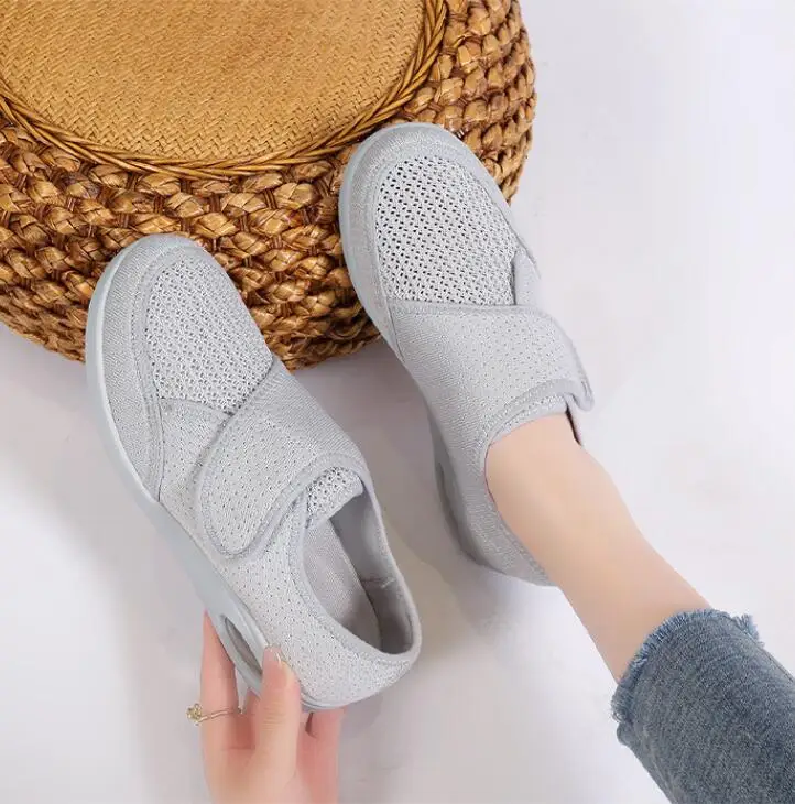New Casual Comfortable wedge heel Mesh Breathability Shoes Thumb Eversion Adjusting Soft Mom Shoe Walking Shoes