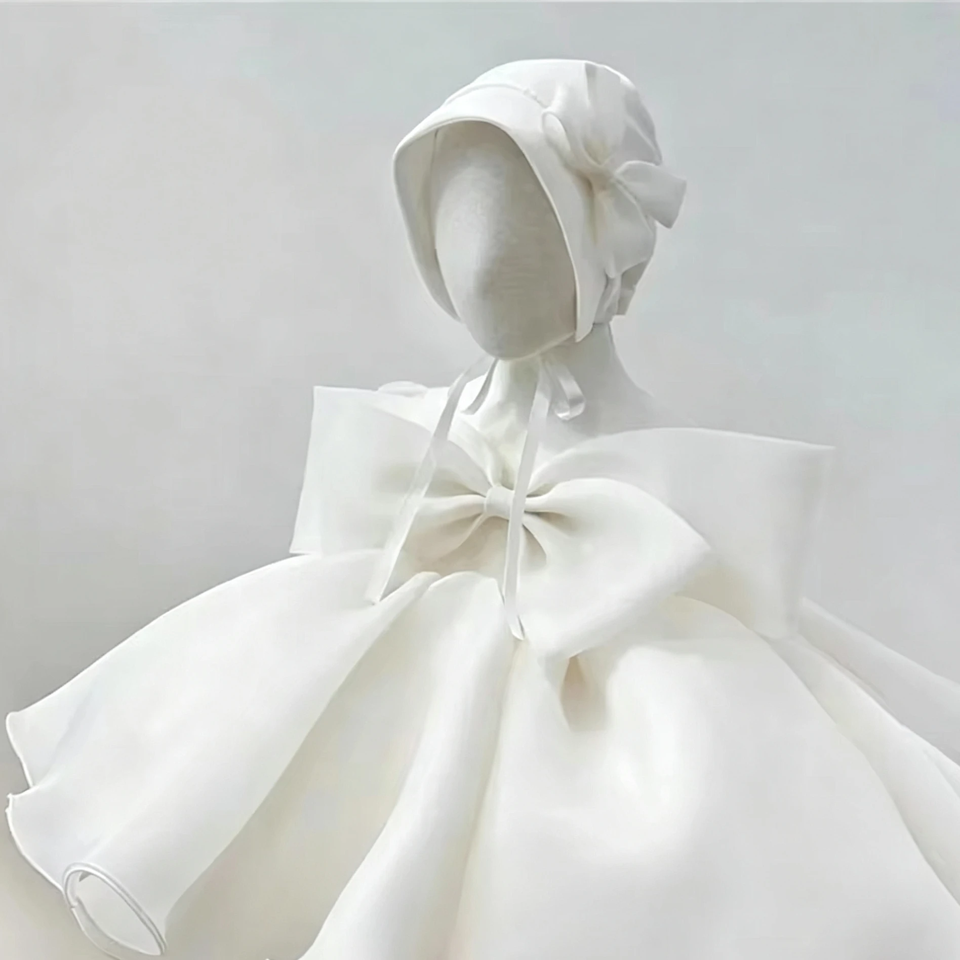 Customized Flower Girl Dress For Wedding Satin Bow Knee Length Sleeveless Elegant Kids Birthday Party First Communion Gown