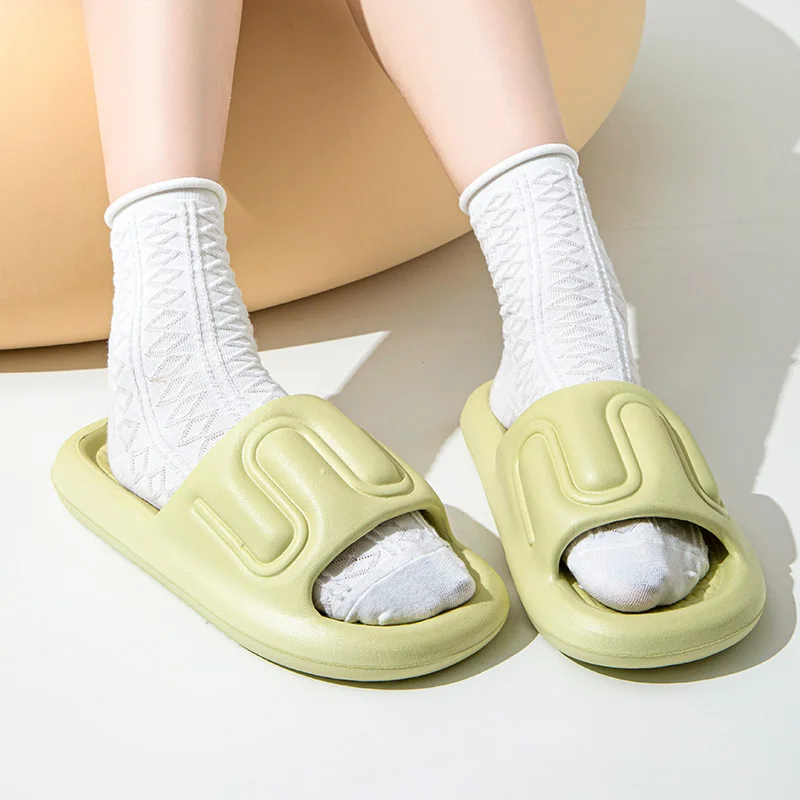 Women\'s Thick Platform Cloud Slippers EVA Soft Sole Pillow Slides Summer Beach Flip Flops Women Non Slip Bathroom Home Slippers