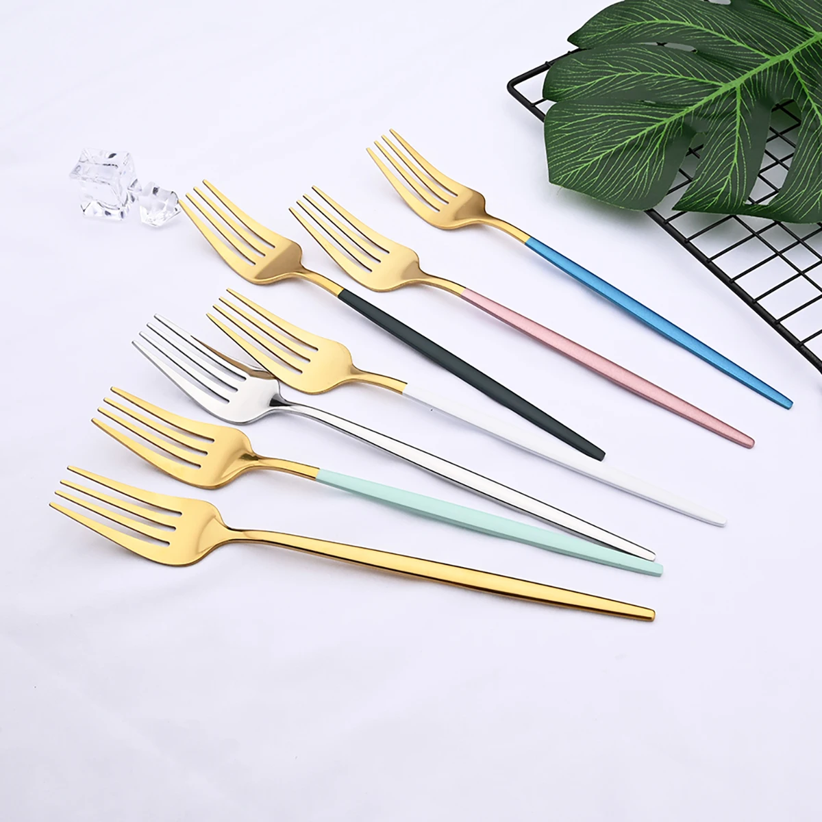 6pcs Gold Dessert Fork Dinnerware Set Mirror Stainless Steel Salad Fork Set Tableware Cutlery Set Home Party Kitchen Tableware