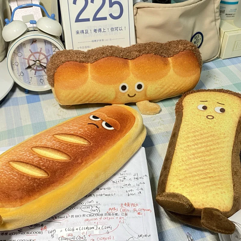 Imagem -02 - Estojo de Lápis de Pelúcia Pão Engraçado Bolsa de Papelaria Escolar Estojo para Crianças Presentes de Prêmio para Estudantes