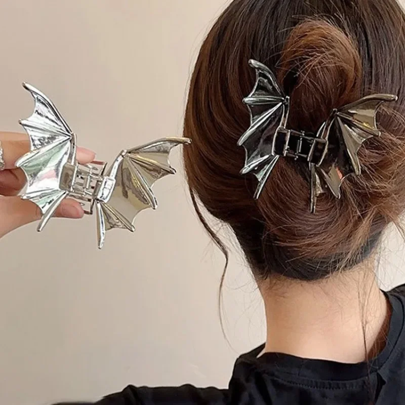 Silver Metal Spider Bat Large Hair Clip Women Personalized High Hair Volume Shark Clip Back of The Head Disheveled Hair Claw