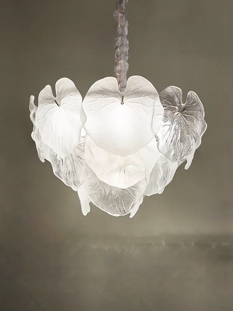 

GHEUVNJ Lotus shaped American restaurant chandelier, new modern, simple, and luxurious design, personalized and creative living