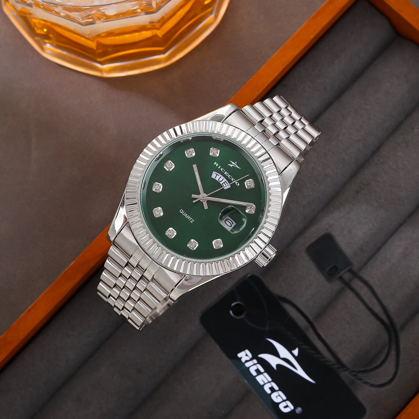 High Quality Men\'s Luxury Quartz Watch Business Student Sport Round Clock Calendar Week Stainless Steel Male Wrist Watch
