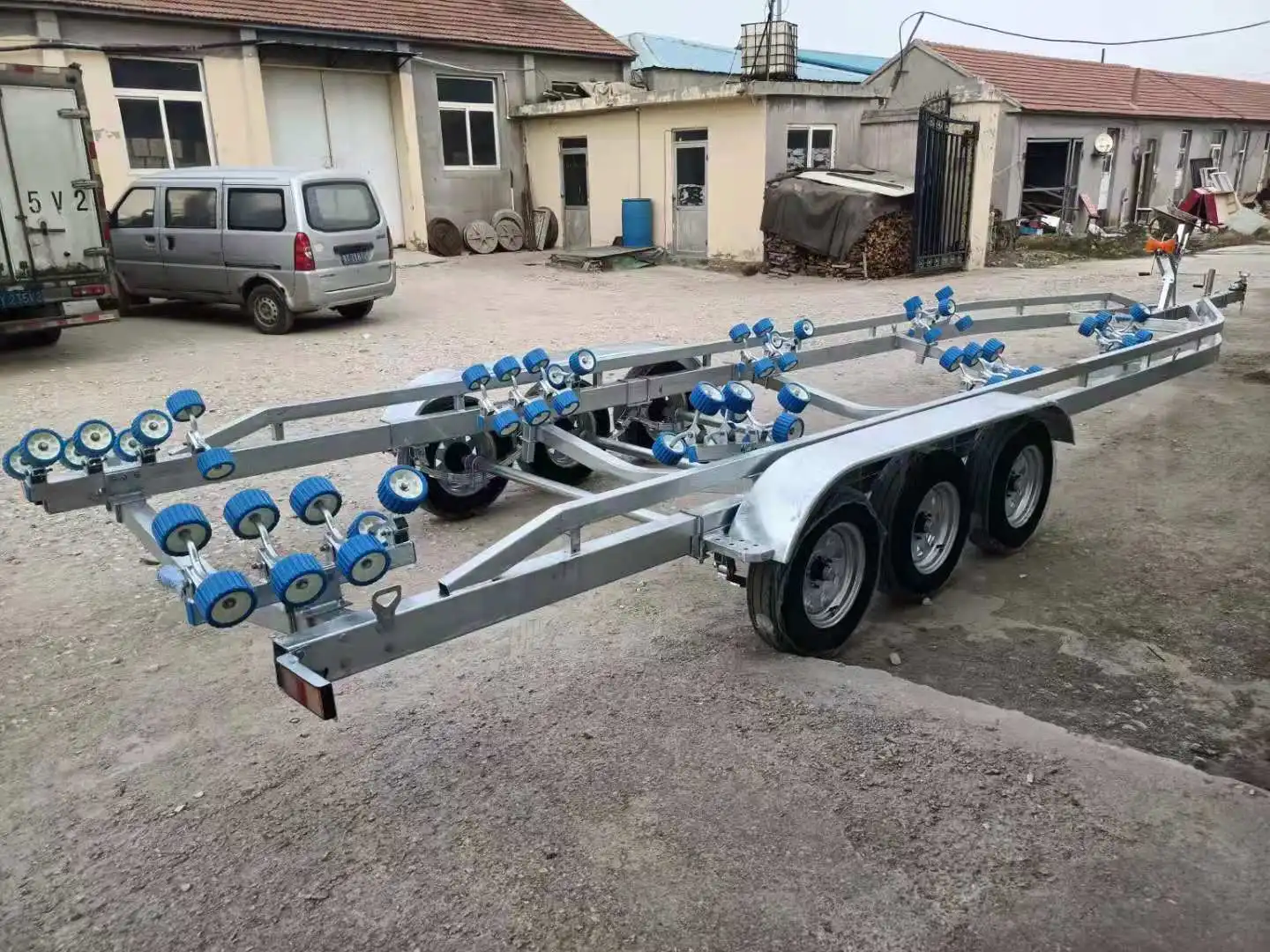 10m Heavy‑Duty Hot‑Dip Galvanized Boat Trailer Corrosion‑Resistant Marine Trailer with Quality Assurance for Yacht Boat Hauling
