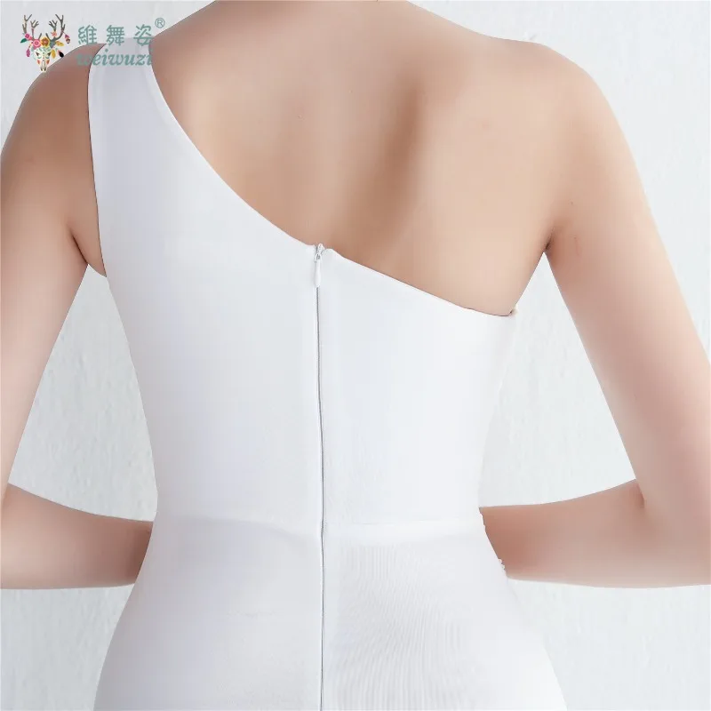 섹시한 새틴 속이 빈 싱글 숄더 비즈 바운드 네일 비드 공예 타이트 롱 피쉬 테일 스커트 신부 들러리 웨딩 생일 파티