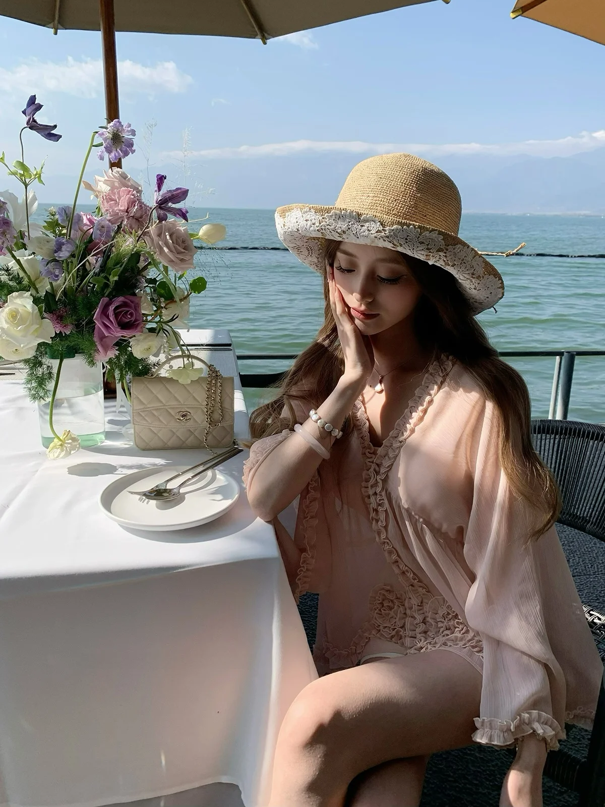 

Loose V-Ne Rose Embellied Chiffon Top Women's Romantic Lazy Sle Wood ain Lace Netting Upper Body Korean Sle