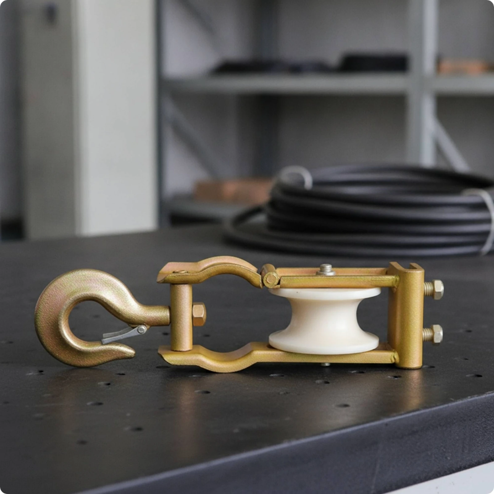 Pulley Assembly Heavy-Duty Cable Roller Tool Corrosion-Resistant for Construction, Workshop