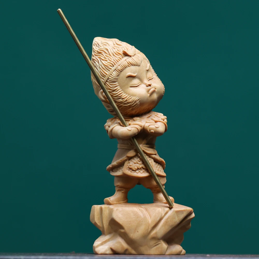 Poplar Wood Carved Monkey King Statue - Creative Zodiac Figurine, Sun Wukong Car Decor