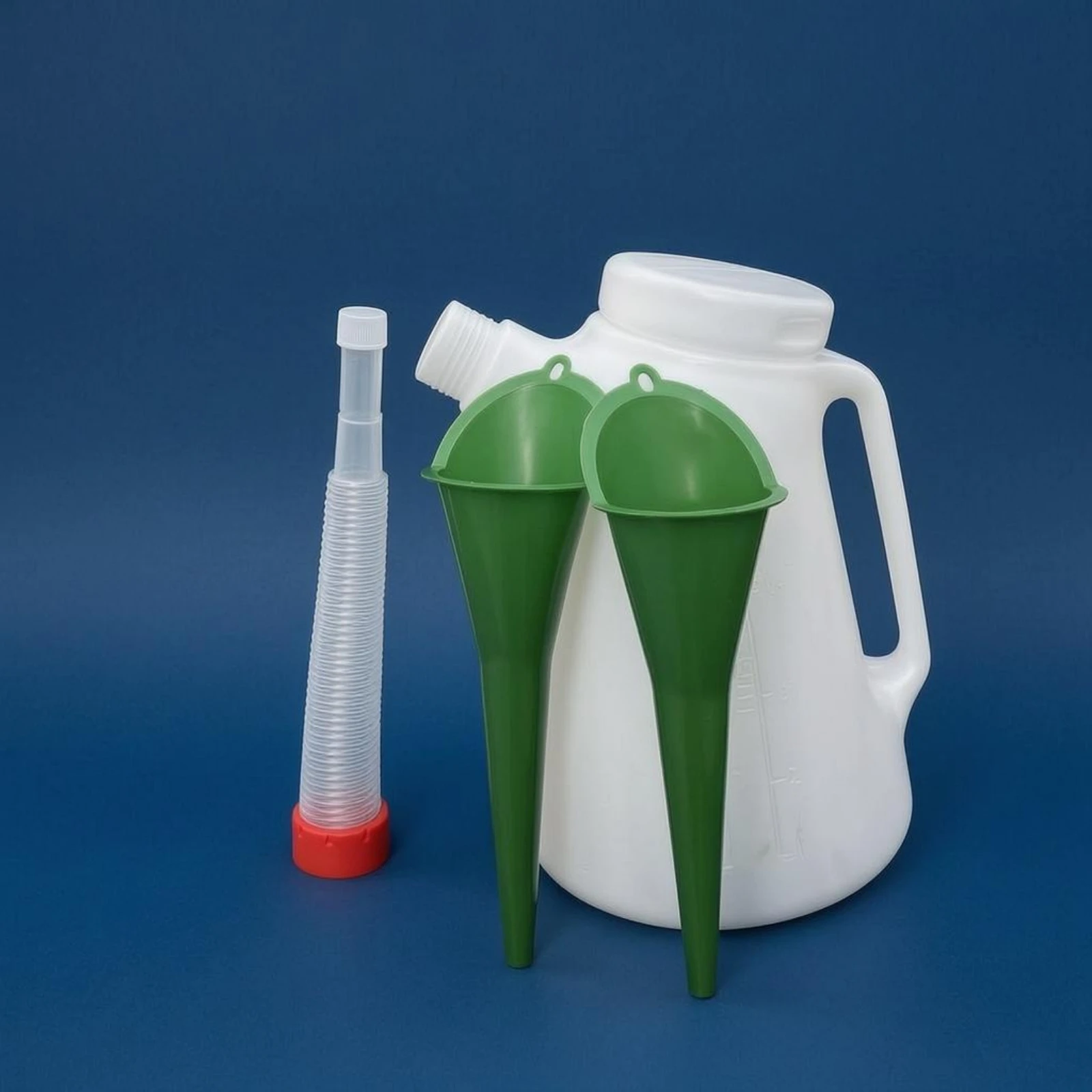 Engine Oil Filling Jug Corrugated Spout Oil Measuring Jug Garage Supply Molded Handle