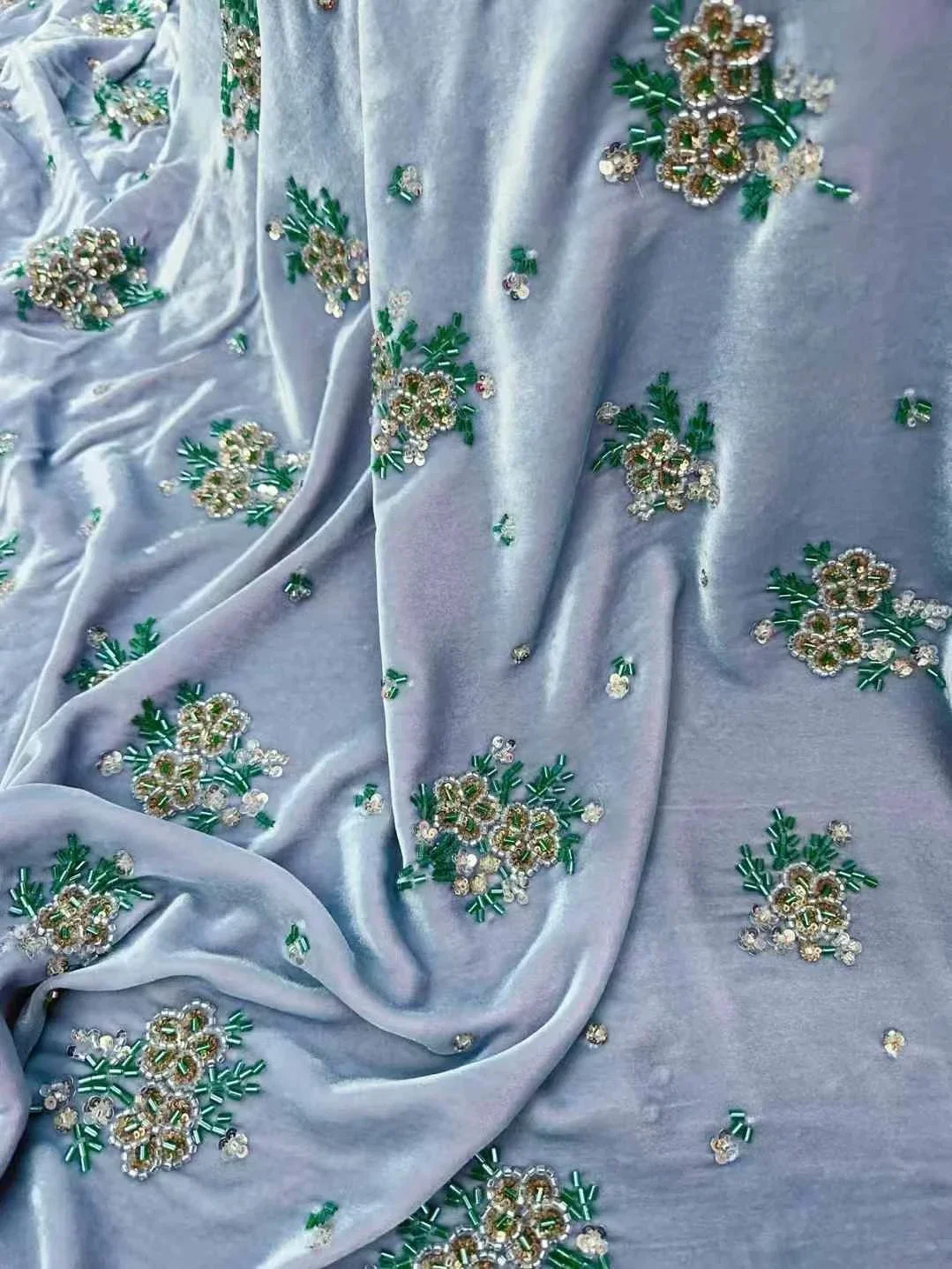 

Blue And Red Exquisite Silk Velvet Nail Bead Embroidery Fabric Sewing Cheongsam Vest Jacket Fabric Clothing Fabric