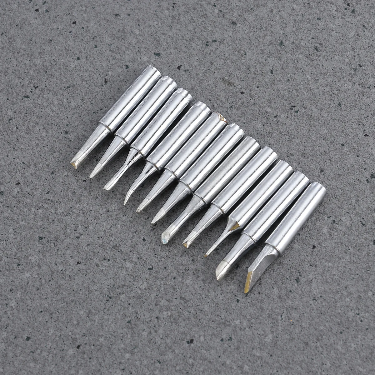 

11Pcs Soldering Iron Tips Lead-Free Heat-Resistant Replacement for 900m 936 951 Stations Soldering Iron Bits Set