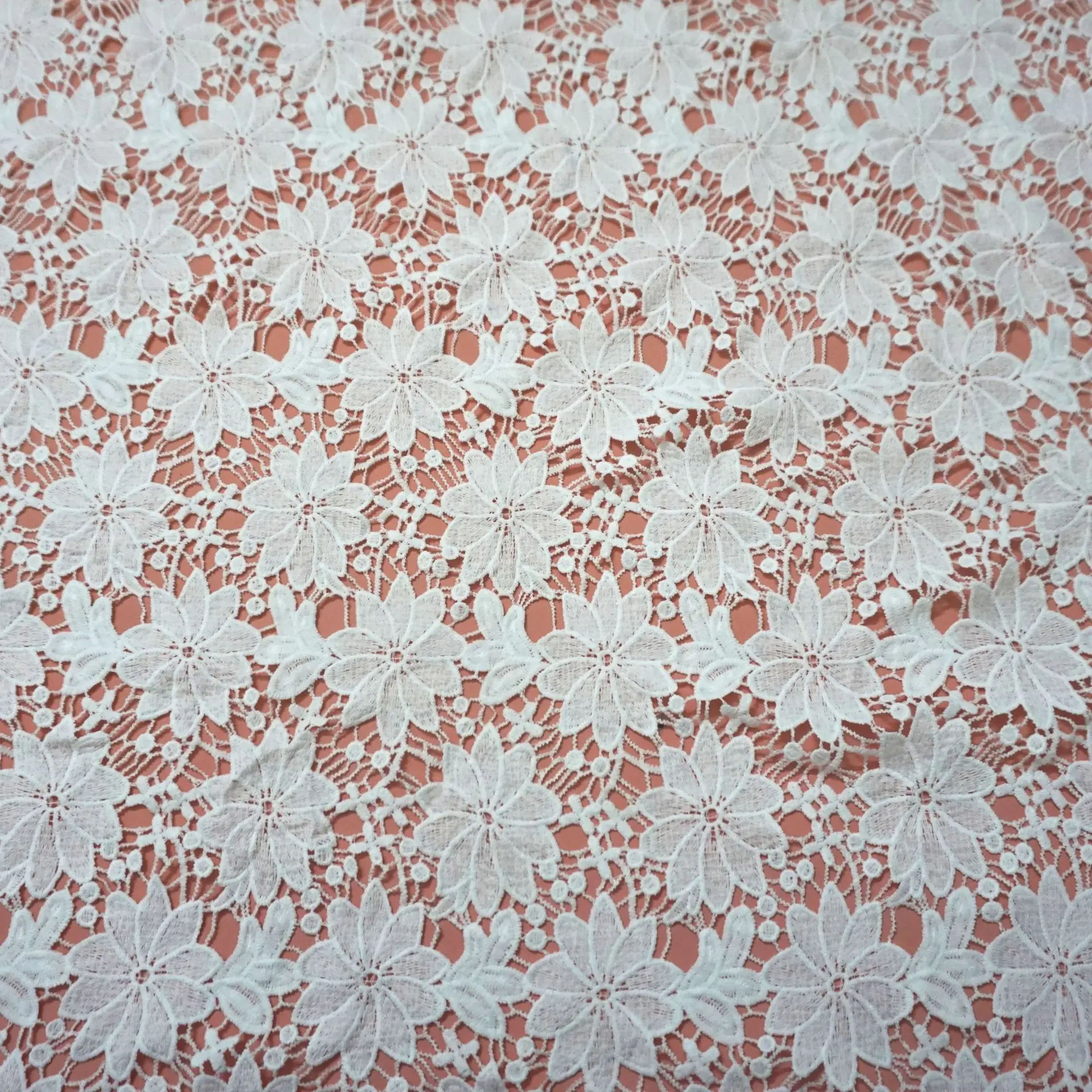 High Quality Lace Fabric Bridal Dress Lace Fabric 130 cm Width Flower Leaves Shape Lace for Special Occasion Dress