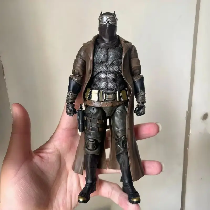 

In Stock New Fondjoy Official Nightmare Desert Batman Articulated Action Figure Model Toy Collection Decoration Birthday Gift