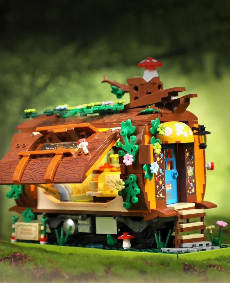 MOC Forest Train Street View House Assembly Model Boys and Girls Building Block Toys DIY Collection Bricks Gift