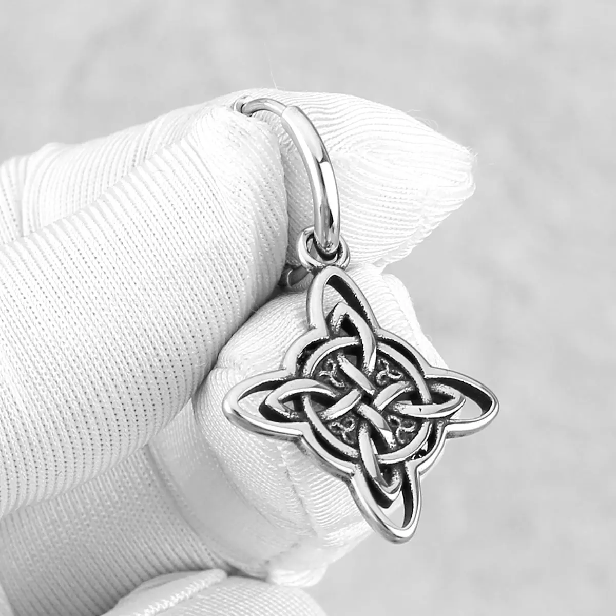 Vintage Viking Kettle Knot Drop Earrings for Men and Women Odin Amulet Earrings Personalized Fashion Nordic Jewelry Wholesale