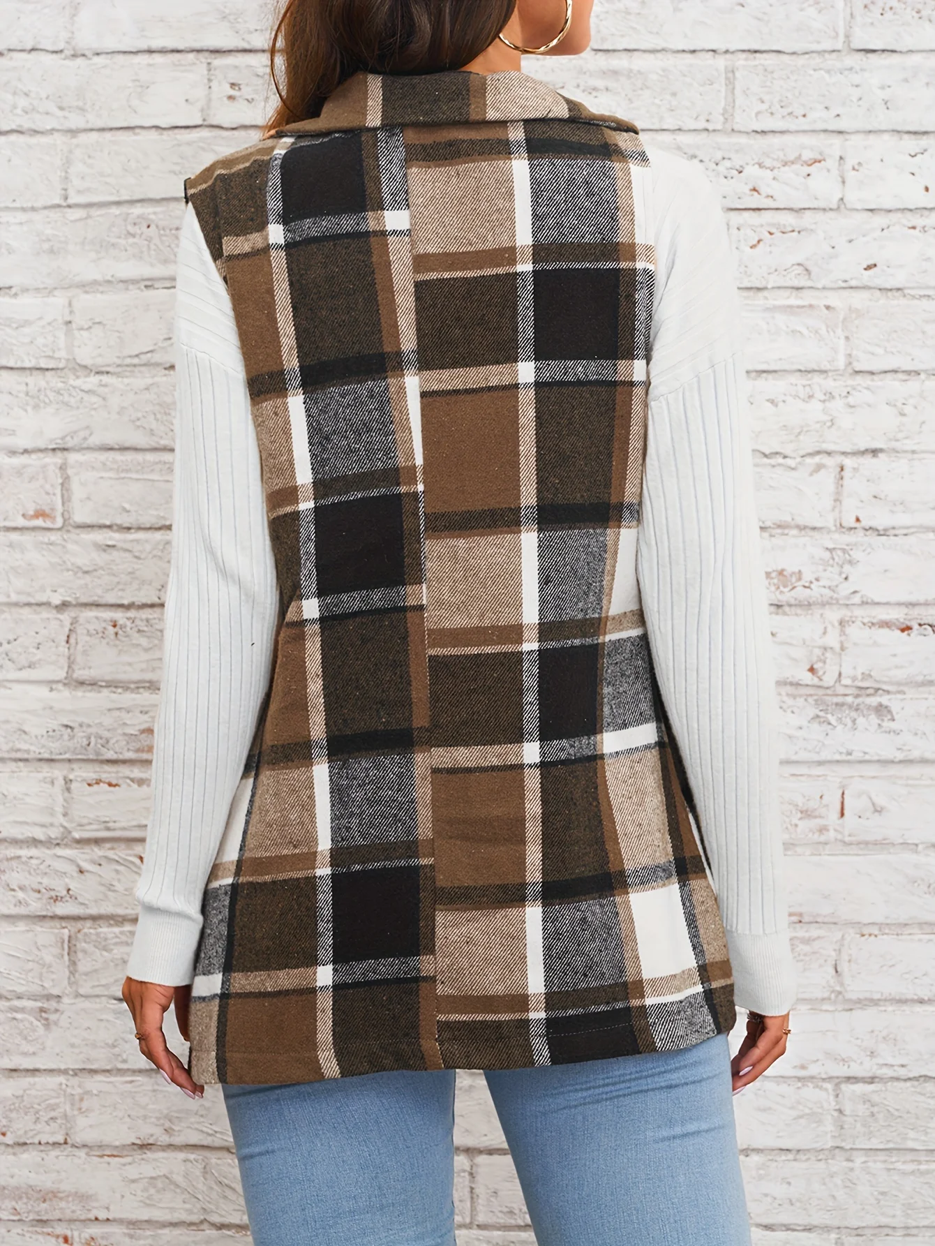 European and American women\'s fashionable and elegant diagonal plaid flip collar button vest