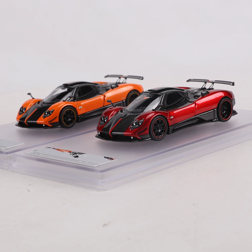 Classic Garage 1:64 Zonda Cinque 2009 Diecast Car Model, Carbon Fiber Hypercar, Collectible Alloy Vehicle Toy