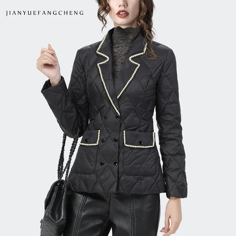 Jaqueta preta de pato feminino, elegante casaco puffer curto fino, leve e quente, gola de lapela frisada, moda, inverno