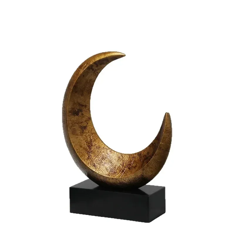 Light Luxury Retro Golden Moon Ornament Resin Handicraft for Living Room Wine Cabinet Entrance Decoration Advanced