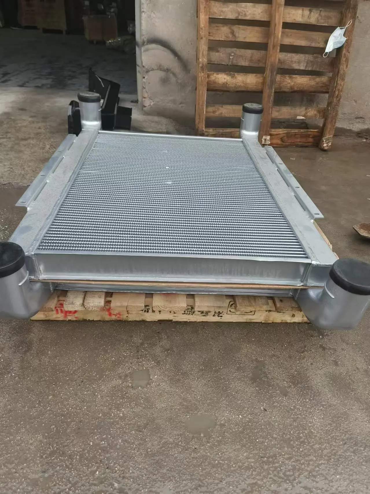 25/5000 Radiator Water tank Intercooler with the Same Force Temporary Mining Card Engineering Car Original Car General