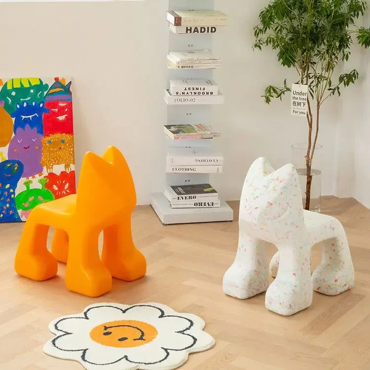 

Nordic Designer Decoration Creative Fox Shape Chair Household Animal Cartoon Low Stool Small Ottomans Living Room Furniture